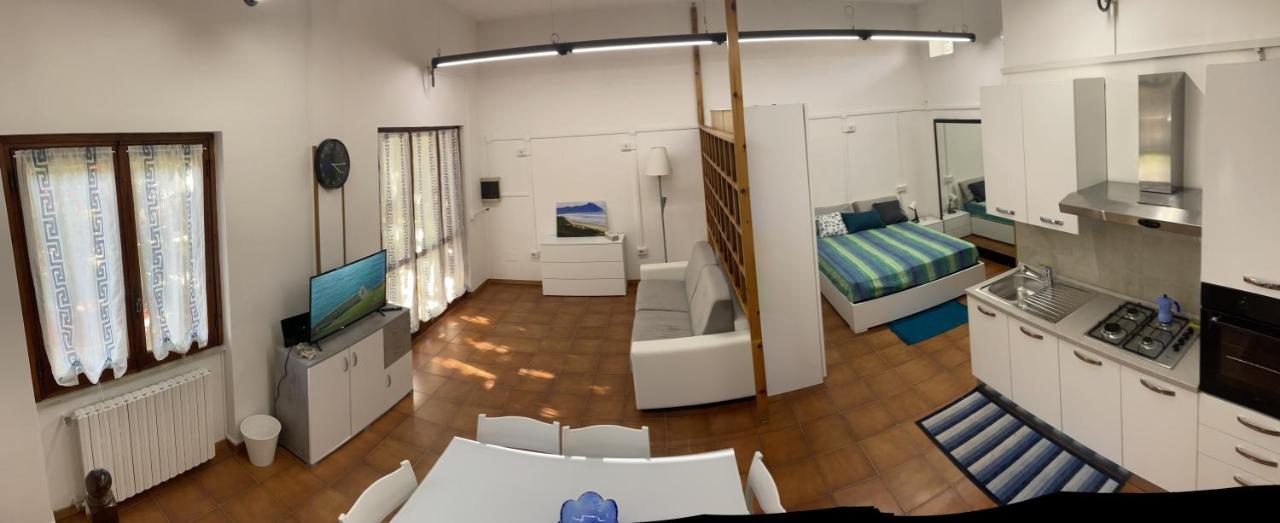 Appartamento In Villa Con Giardino Vicino Al Mare Bella Farnia Zewnętrze zdjęcie